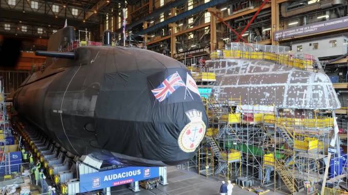 ВМС Великобритании пополнились четвёртой атомной субмариной класса "Астьют" - piter.tv - Англия