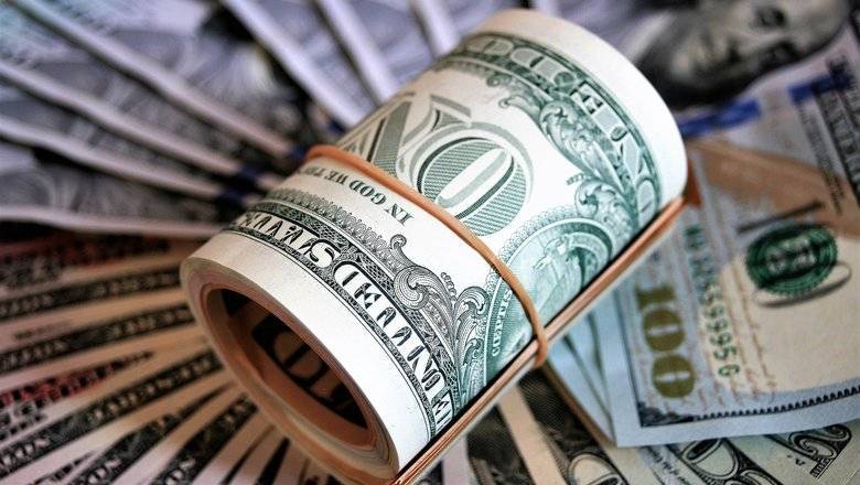 Курс доллара упал ниже 72 рублей на росте цен на нефть - newizv.ru - Саудовская Аравия