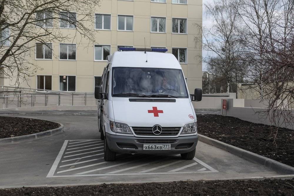 Почти 200 медиков воспользовались бесплатной парковкой в Москве 6 мая - vm.ru - Москва
