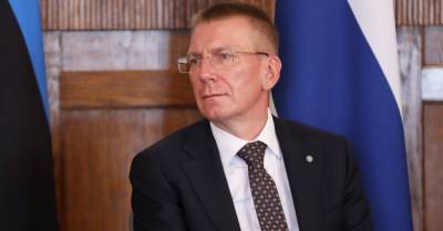 Эдгар Ринкевич - Ринкевич пояснил, почему Латвия проигнорировала призыв Еврокомиссии и не отменит запрет на авиаперелеты с Великобританией - rus.delfi.lv - Англия - Евросоюз - Латвия