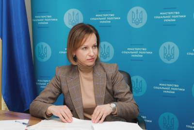 Марина Лазебная - Минсоцполитики: Государство выплатило 70 тысяч больничных по Covid-19 - news.bigmir.net - Украина