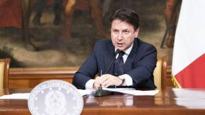 Джузеппе Конт - Серджо Маттарелл - Премьер Италии собирается объявить о своей отставке - vesti.ru - Италия