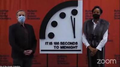 Рейчел Бронсон - Стрелки часов Судного дня оставили за 100 секунд до "ядерной полуночи" - piter.tv