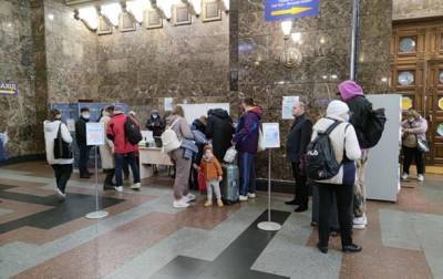 На киевском ж/д вокзале появился пункт тестирования на COVID - korrespondent.net - Украина - Киев