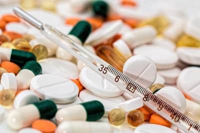 «Уничтожают всех»: почему самые покупаемые в пандемию таблетки опасны при ковиде - vm.ru - Москва
