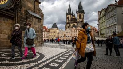 В Чехии начали требовать носить респираторы в закрытых помещениях - hubs.ua - Украина - Чехия - Prague