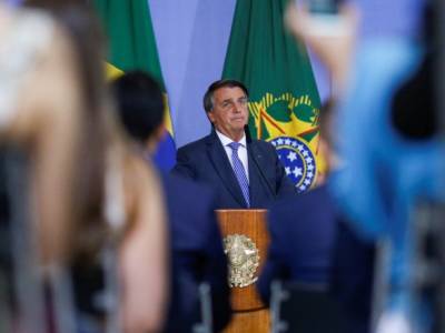 YouTube заблокировал канал президента Бразилии Болсонару за фейковую информацию о вакцинации от COVID-19 - unn.com.ua - Украина - Киев - Бразилия