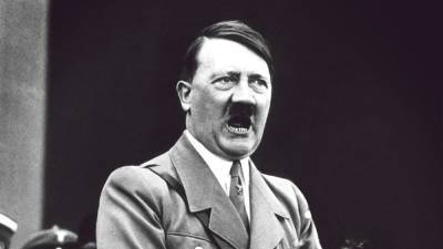 Адольф Гитлер - Роберт Кох - Появился ковид-сертификат на имя Адольфа Гитлера - sharij.net - Франция