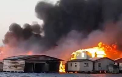 На Карибах масштабный пожар уничтожил более 200 зданий - korrespondent.net - Украина - Гондурас
