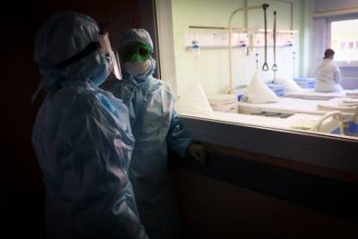 С начала года в России умерли почти 300 тысяч человек с коронавирусом - bloknot.ru - Россия