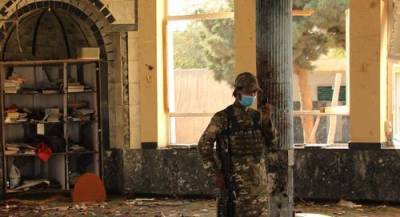 Талибы* пообещали наказать виновных за взрыв в афганской мечети - argumenti.ru - Россия - Афганистан