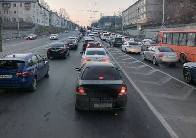 На Куйбышевском шоссе в нерабочий день образовалась крупная пробка - ya62.ru - Россия