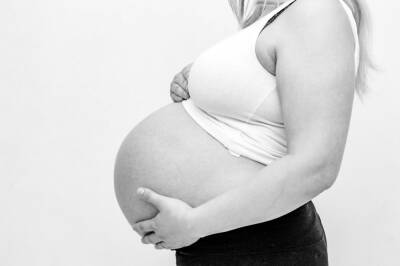 Роман Шмаков - Врач сообщил о частоте прерывания беременности из-за COVID-19 среди россиянок - news.vse42.ru - Россия