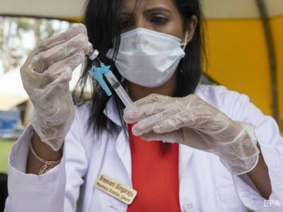 В мире сделали почти 7,5 млрд прививок от COVID-19 – Bloomberg - gordonua.com - Украина - Китай