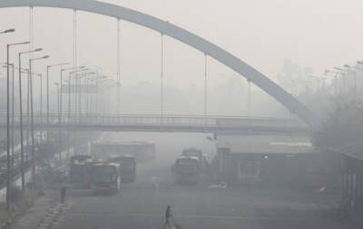 В Нью-Дели объявили локдаун из-за смога - korrespondent.net - Украина - Индия - Нью-Дели