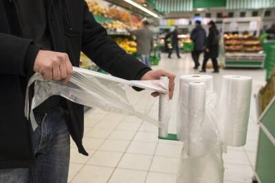 Одноразовые пакеты в супермаркетах Запорожья будут платные: сколько будут стоить - inform.zp.ua - Украина - Запорожье
