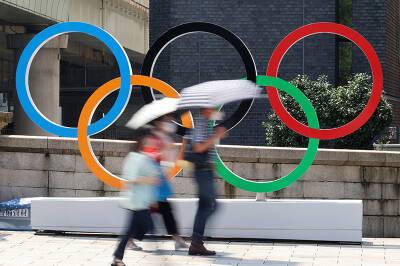 Чжао Лицзянь - Китай отказался отменять Олимпиаду-2022 из-за штамма "омикрон" - tvc.ru - Китай