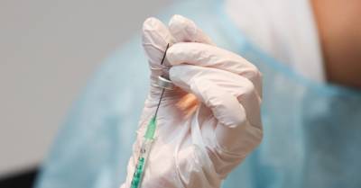 Даце Завадска - Теперь бустерную дозу вакцины от Covid-19 могут получить латвийцы старше 50 лет с хроническими заболеваниями - rus.delfi.lv - Латвия - Завадск