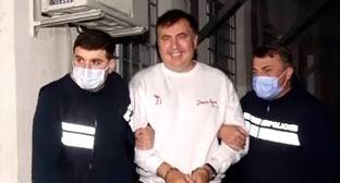 Михаил Саакашвили - Адвокаты поспорили с пенитенциарной службой о состоянии Саакашвили - kavkaz-uzel.eu - Грузия