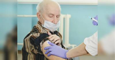У Грузії пенсіонерам платитимуть за вакцинацію проти коронавірусу - fakty.ua - Украина