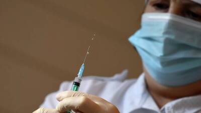 В Удмуртии прививку от гриппа сделали почти 380 тысяч человек - russian.rt.com - республика Удмуртия - Воткинск