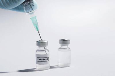 В Швеции ученые выявили, что вакцины от ковида истощают иммунную систему человека - obzor.lt - Швеция