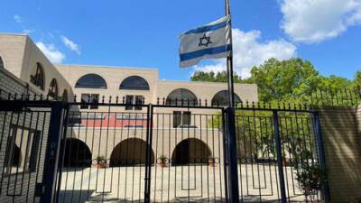 Из-за "Омикрона": Израиль закрыл 6 дипломатических представительств за рубежом - vesty.co.il - Украина - Сша - Нью-Йорк - Израиль - Лос-Анджелес - Ангола - Эфиопия
