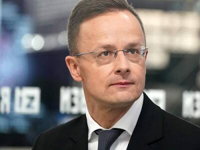Петер Сийярто - Глава МИД Венгрии оценил опыт использования страной «Спутника V» - newsland.com - Венгрия