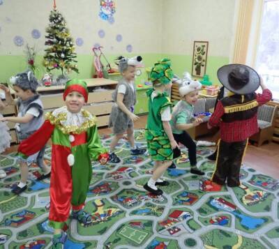 Деды Морозов - Липчанам могут разрешить посещать детские утренники по QR-кодам - lipetskmedia.ru - Липецк