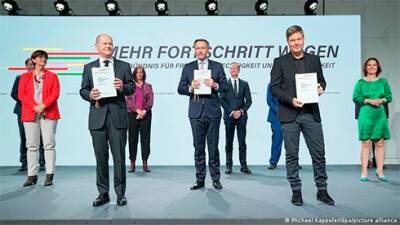 Олаф Шольц (Olaf Scholz) - Партии нового правительства ФРГ подписали коалиционное соглашение - bin.ua - Украина - Германия - Берлин