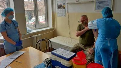 Руслан Хомчак - Главнокомандующий ВСУ вакцинировался против COVID-19 - 24tv.ua