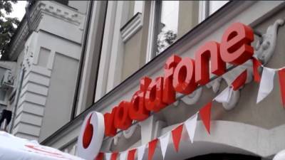 Не возьмет ни копейки: Vodafone подарит бесплатный тариф одной из категорий украинцев – кому повезет - akcenty.com.ua