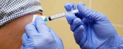 Нурмат Отабеков - Побочные эффекты от вакцины выявили у 71 узбекистанца - runews24.ru - Узбекистан