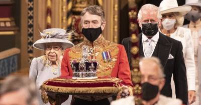 Елизавета II (Ii) - принц Филипп - королева Елизавета - Без мантии и без короны: королева Елизавета впервые появилась в парламенте после смерти принца Филиппа - focus.ua - Лондон