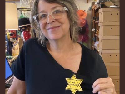 Сша - В Нэшвилле магазин продавал для невакцинированных желтые звезды, похожие на отметки нацистов для евреев - gordonua.com