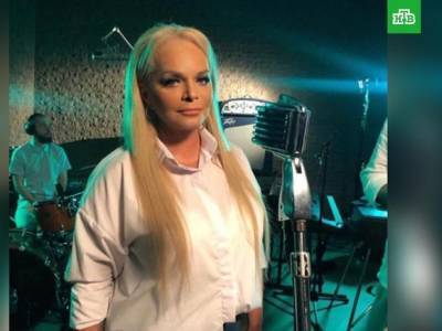 Лариса Долина - Певица Лариса Долина заболела COVID-19 и потеряла обоняние - rosbalt.ru - Россия