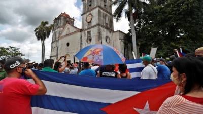 Диас-Канель Мигель - Президент Кубы призвал коммунистов выйти на улицы ради революции - 5-tv.ru - Куба