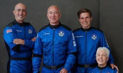 Джефф Безос - Компания Blue Origin успешно провела первый пилотируемый запуск космического корабля New Shepard - enovosty.com - штат Техас