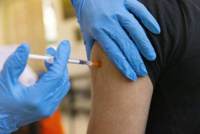 Ицхак Герцог - Третья доза вакцины: кому она положена и как ее получить? - news.israelinfo.co.il - Израиль