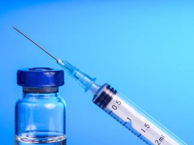Ицхак Герцог - Израиль первым в мире начал массовую вакцинацию третьей дозой Pfizer - gordonua.com - Украина - Израиль