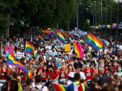 В Мадриде состоялся масштабный гей-парад - unn.com.ua - Украина - Испания - Киев - Мадрид
