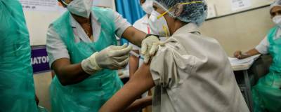 2,5 тысячи пациентам в Индии вместо вакцин от COVID-19 вводили соленую воду - runews24.ru - Индия - Мумбаи