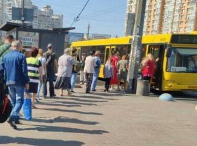 Проезд в общественном транспорте в Украине стал дороже: где цена поднялась аж в два раза - politeka.net - Украина - Киев