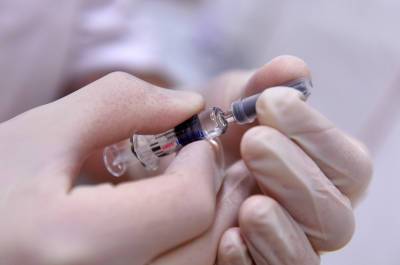Роспотребнадзор рекомендовал регионам привить от гриппа не менее 60% населения - pnp.ru