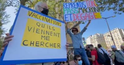 Марин Ле-Пен - Во Франции прошла очередная акция протеста против "паспортов здоровья" (ВИДЕО) - dsnews.ua - Франция - Париж