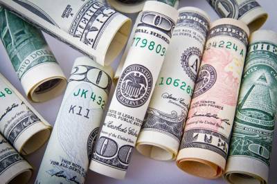 Денис Шмыгаль - Правительство за $2,7 млрд от МВФ рассчитывает увеличить социальные выплаты - thepage.ua - Украина