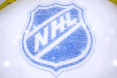Вратарь "Эдмонтона" пропустит новый сезон НХЛ из-за осложнений после коронавируса - sport.ru - штат Миннесота - Сан-Хосе