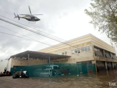 Андрес Мануэль Лопес - В Мексике одна из больниц осталась без кислорода из-за наводнения, погибли 17 пациентов - gordonua.com - Украина - Мексика