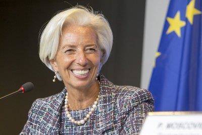 Кристин Лагард - Восстановление экономики в еврозоне активизируется - глава ЕЦБ - smartmoney.one - Брюссель