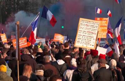 Марио Драги - В Евросоюзе антиковидные протесты нарастают с новой силой - ont.by - Франция - Белоруссия - Париж - Евросоюз